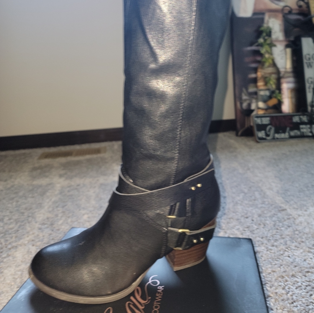 Black Leather Knee-High Boots